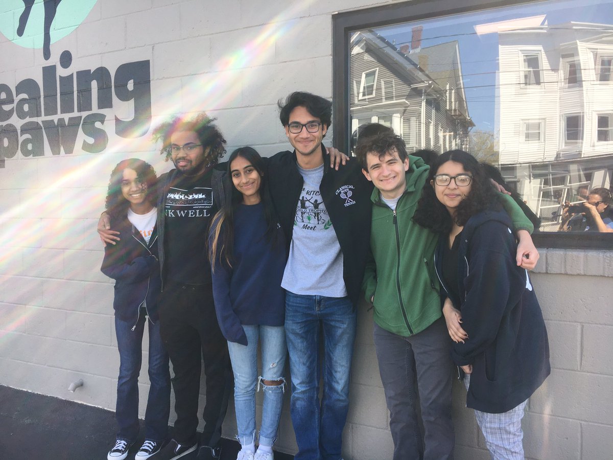 SueTremblay9's tweet photo. It takes a village to build an urban forest. Tree planting day in partnership with Providence Neighborhood Planting Program and the Classical High School senior class student council. https://t.co/yvYg02RcRG