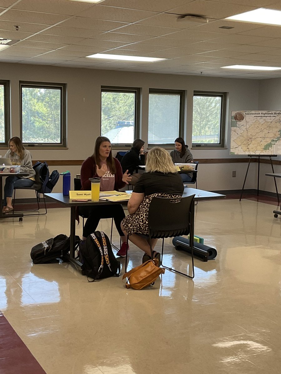 mrscaldwell0's tweet photo. When teachers wake up early and drive up a mountain to work and collaborate, it must be @NBPTS season! Enjoying @jsuinservice NBCT Writing Retreat today. #jsuric #neverstoplearningalabama #nbct @AlabamaAchieves @mjshields @CynthiaSMcCarty https://t.co/bNQLTPwrpb