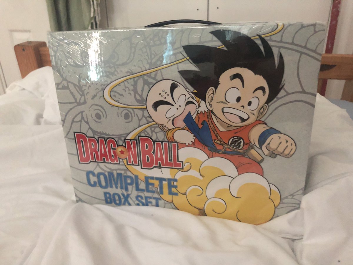 SoraFalcon2's tweet photo. Got all of dragon ball manga https://t.co/YBiA3ukZeO