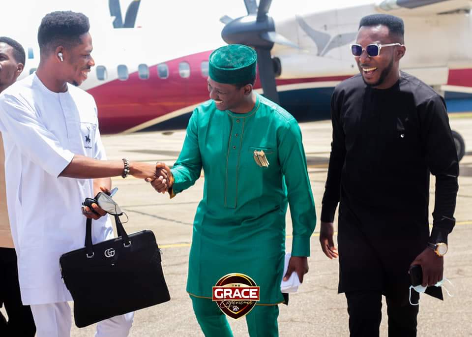 jos_events's tweet photo. Family, we're grateful to receive ministers Moses Bliss and Grace Lokwa for THE GRACE EXPERIENCE 2022. 

Welcome to Jos. 

#April24th #Repentance #TamaraldEventsAndSuites #2pm https://t.co/VVOvqHVvn3