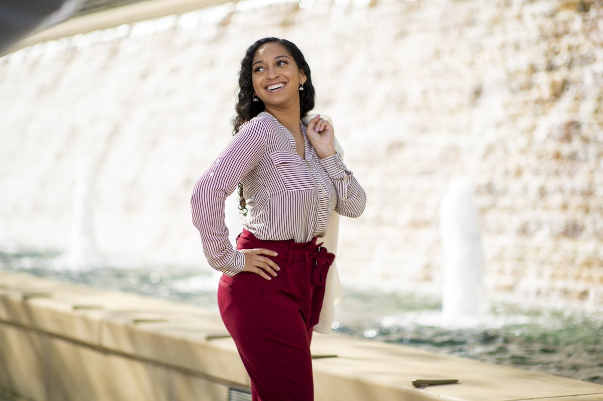 CjmkVisuals's tweet photo. Spring is the best season, to let the best you shine.

Model: @DesireeLaNiece  
•
•
•
•
•
#CjmkVisuals #Businesswomen  #HoustonPhotographer #HoustonPhotography #Houston #Beauty #twitter #explorer #Pvamu #Txsu #UofH #Tamu #GradSeason #GraduationPhotography #Potraits https://t.co/OdVyhektnW