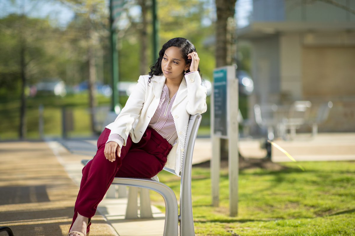 CjmkVisuals's tweet photo. Spring is the best season, to let the best you shine.

Model: @DesireeLaNiece  
•
•
•
•
•
#CjmkVisuals #Businesswomen  #HoustonPhotographer #HoustonPhotography #Houston #Beauty #twitter #explorer #Pvamu #Txsu #UofH #Tamu #GradSeason #GraduationPhotography #Potraits https://t.co/OdVyhektnW
