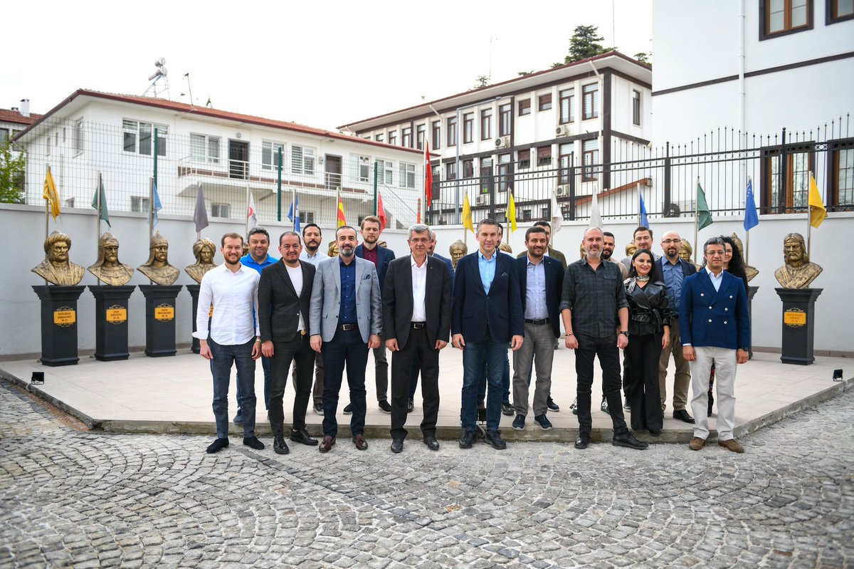 tuncerkaplan's tweet photo. Türkiye Genç İş Adamları Derneği @TugiadAnkara Şubesi Yönetim Kurulu Başkanı @zaferyildirim__ ve yönetim kuruluna yapmış oldukları ziyaretten dolayı teşekkür ederim. https://t.co/HVren9Vdtu