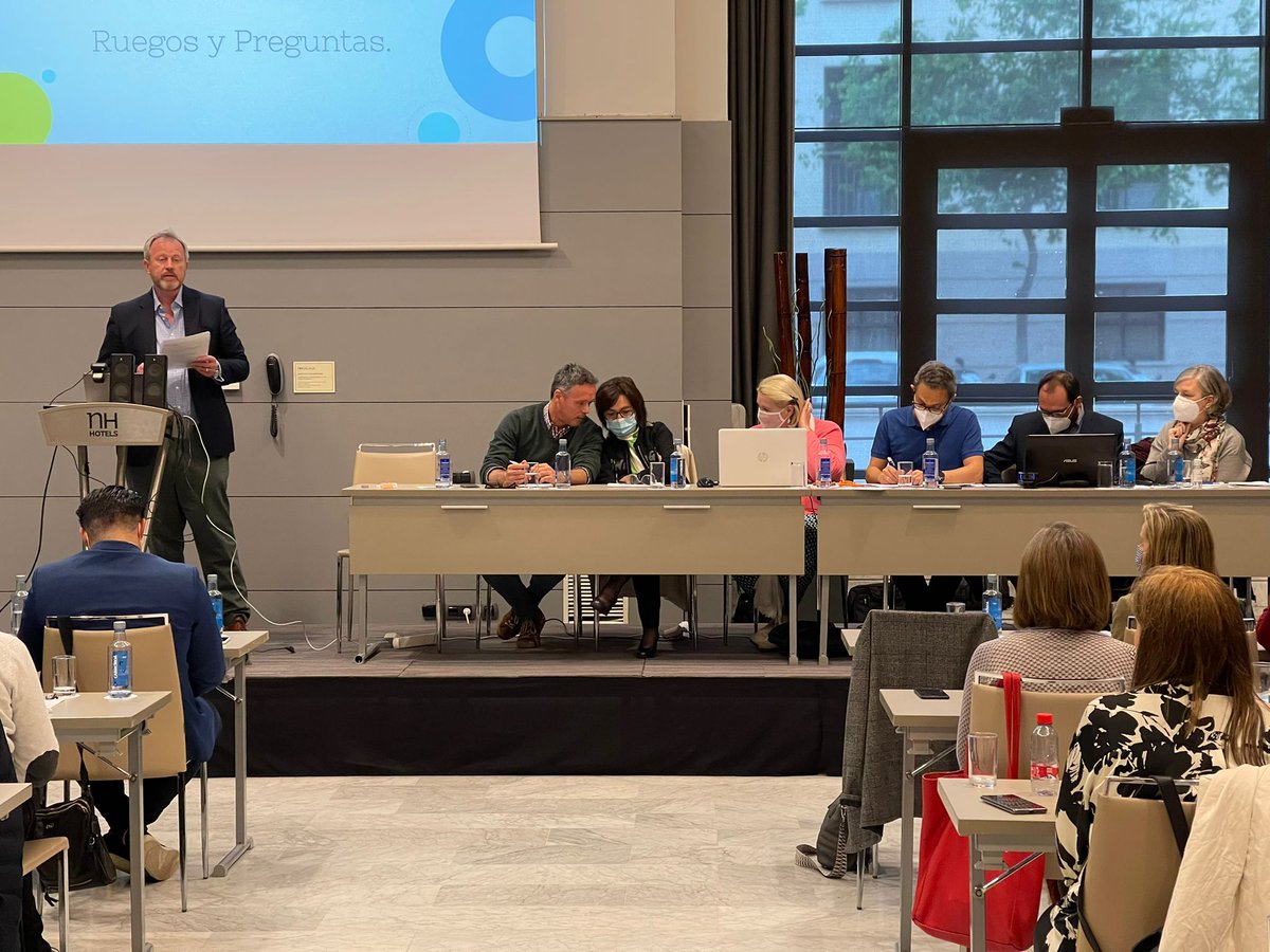 ACEIAndalucia's tweet photo. #EscuelasACEIA #seeeachother

Hoy, después de dos años online, nos hemos vuelto a encontrar en la #46thOrdinaryGeneralAssembly ACEIA 2022, en #Malaga .👏👏

Ha sido un placer 😁😁 poder volver a vernos, charlas, compartir y disfrutar del encuentro. 

Gracias 🙏 por acompañarnos. https://t.co/vCGo2AsDZc