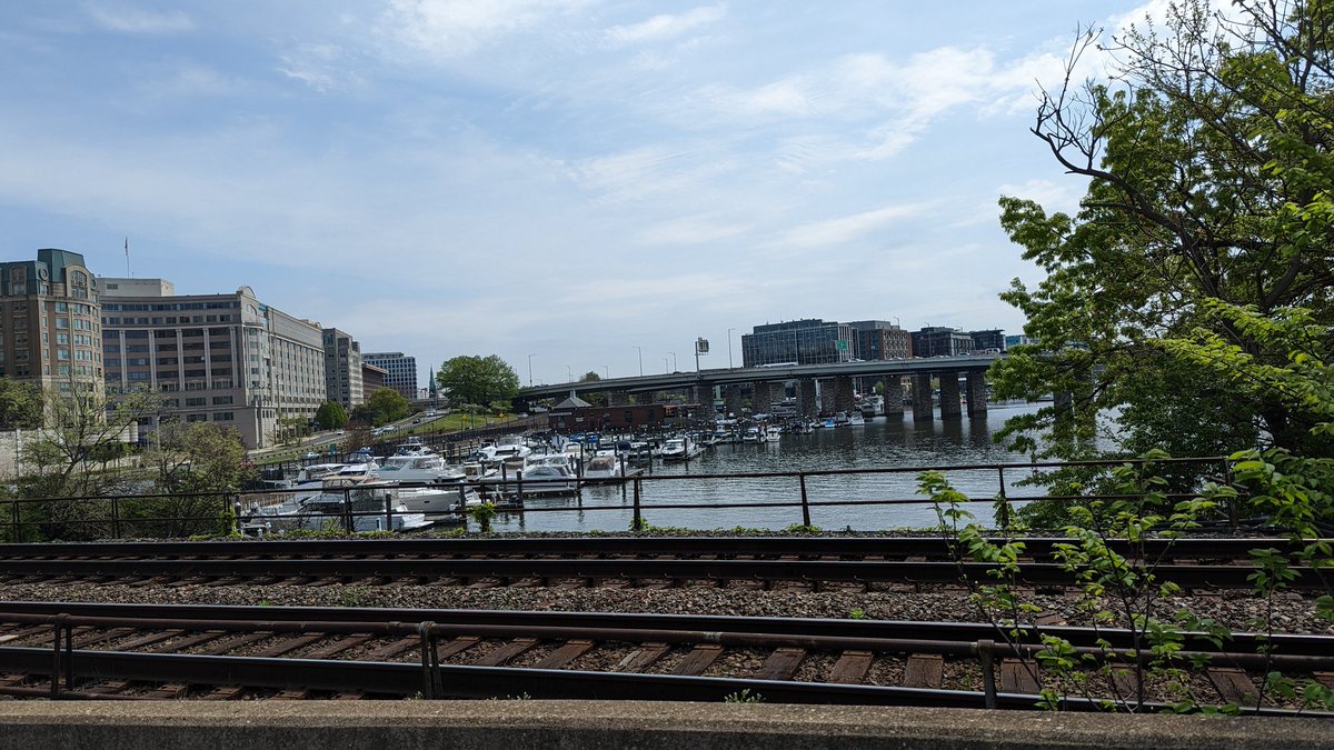 a2_panther's tweet photo. #Niantic  Heading to the Wharf for Pokemon Go Community Day!! #CatchThemAll 🤣😂👍🙂😅 https://t.co/weko1eFnpl