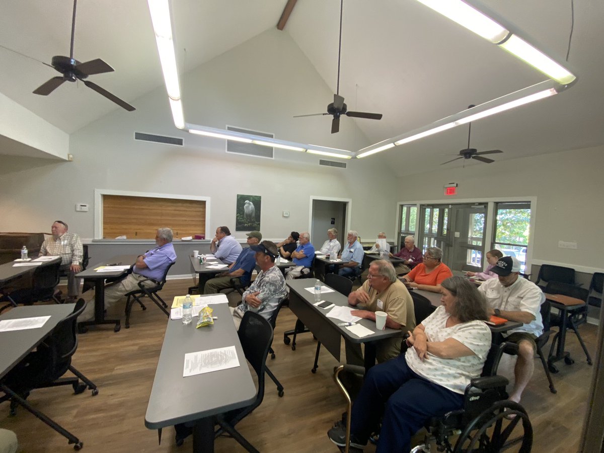 SCSPLS's tweet photo. Great way to kickoff the weekend. #SCSPLS General Membership Meeting. We had a great virtual presentation from IronTech Security on Cybersecurity, now weβre hosting our general business meeting. Next up, π, π, & π¦. #SCSPLS https://t.co/soNtLwl5Ug
