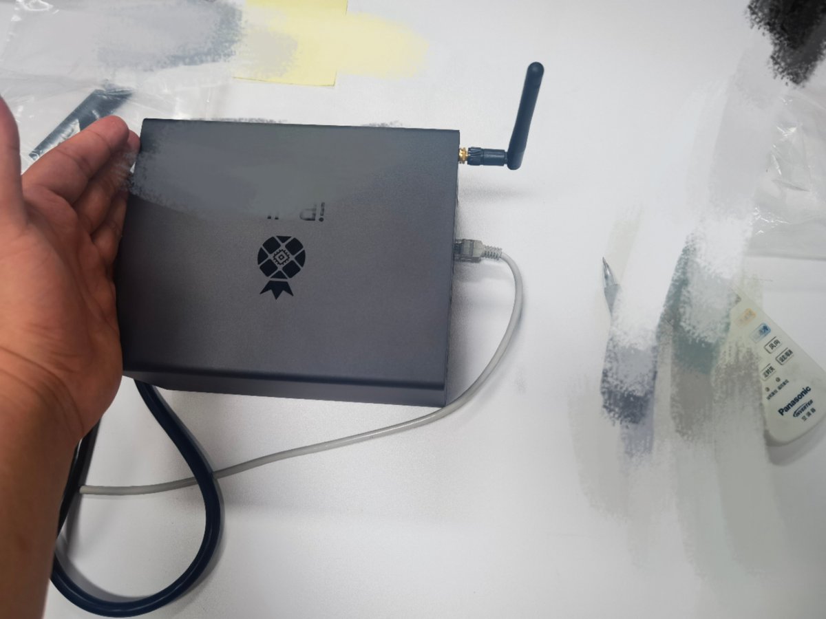 Coinsoon_Miner's tweet photo. iPollo菠萝v1以太坊矿机300m-3600m超级算力机

机器介绍

厂商：iPollo爱菠萝

算力：300-3600M

功耗：200-2300W

种类：ETH ETC 以及Ethash同类型算法

#以太坊 #ETH #Ethereum #矿工 #挖矿 #比特币 #BTC  #Bitcoin  #ETC  $btc $eth $etc  #BTC https://t.co/wmjPTsTNKI