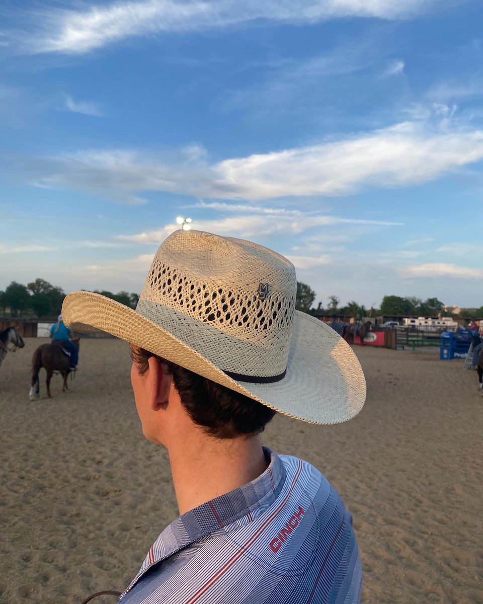 CH_designs_'s tweet photo. Something new for the cowboys 🐴 https://t.co/XnhYlo0pjr