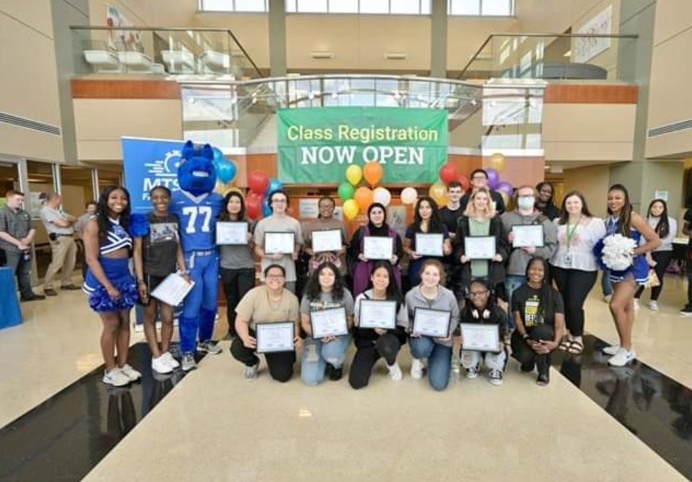 Some teach where they're WANTED, some teach where they're NEEDED.
I chose BOTH!
CONGRATULATIONS to all 29 of the LHS students that will GRADUATE HIGH SCHOOL with an ASSOCIATES DEGREE🎓🥳👏♥️🙏🎉💙💙💙
I'm a proud WOLVERINE💙💙 
Bleed BLUE 💙💙💙
<a href="/LHSintheNews/">LaVergne High School</a>