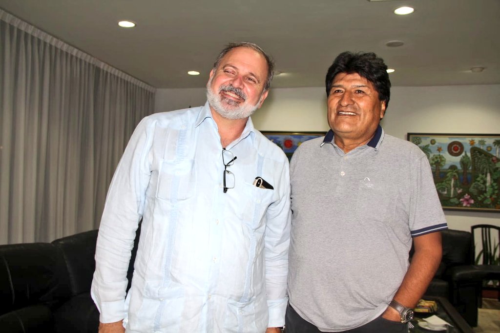 Agradecemos la invitación para asistir a la Feria Internacional del Libro de La Habana 2022. Será una linda oportunidad para reencontrar a hermanas y hermanos escritores de nuestra querida #Bolivia y otros países que presentarán sus obras literarias.   
#LeerEsCrecer