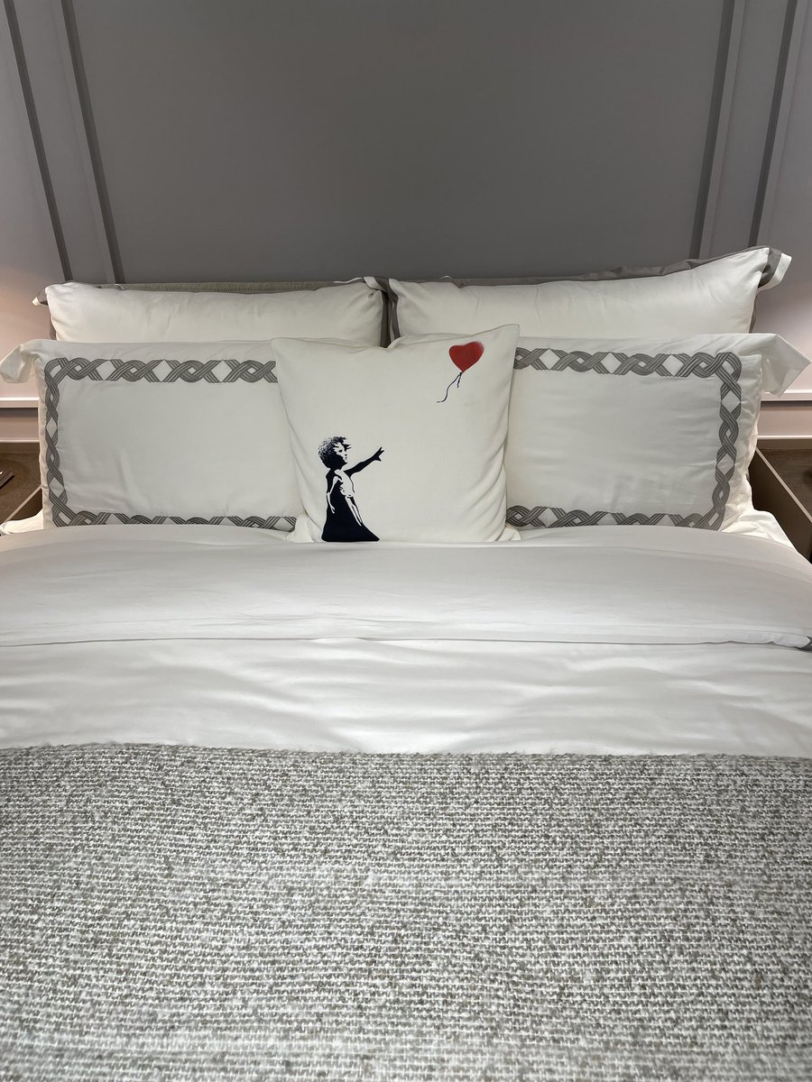 eschertsai tweet media