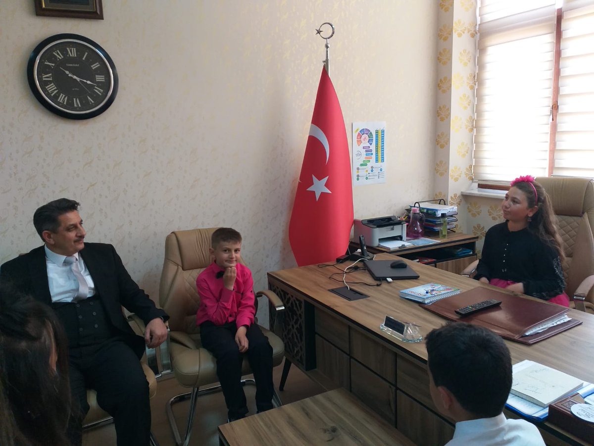 🇹🇷23 Nisan Ulusal Egemenlik ve Çocuk Bayramımız kutlu olsun🇹🇷 <a href="/muratcicek_mia/">Murat Çiçek</a> 
<a href="/Muharremdere61/">Muharrem Dere</a> 
<a href="/MahmutZengin42/">Mahmut Zengin</a>