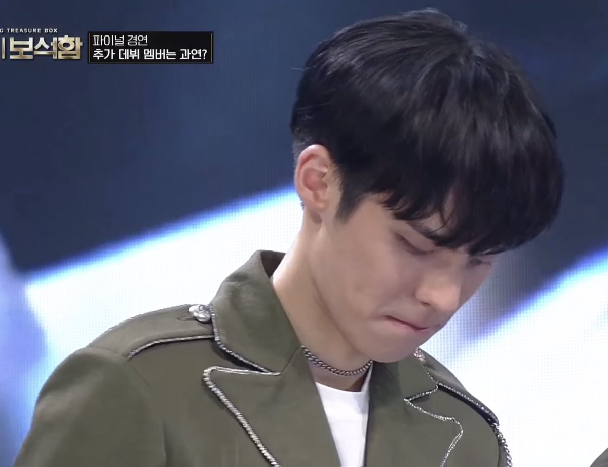 파이널만보면자꾸 국방색입은어떤남자가 보여서 마음이힘들음