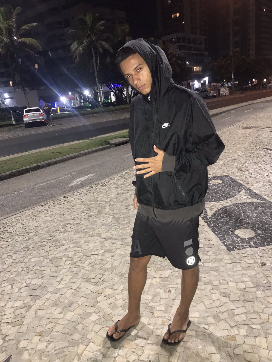 KevinQueiroz_'s tweet photo. “A jogada aqui é sinistra “😬😮💨 https://t.co/GeuFyyXRzJ