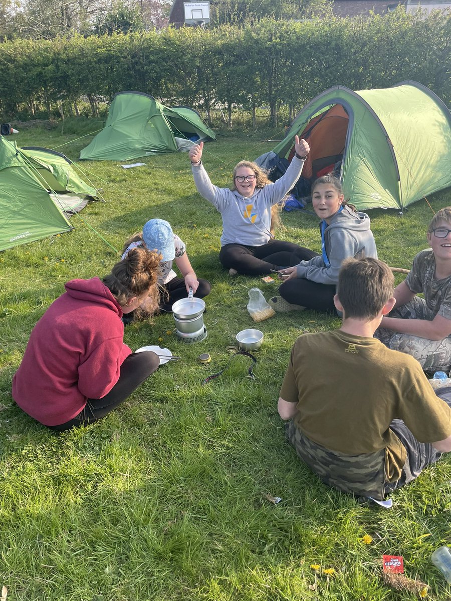 OBHSDofE's tweet photo. Dinner time! https://t.co/ECERb5bnct