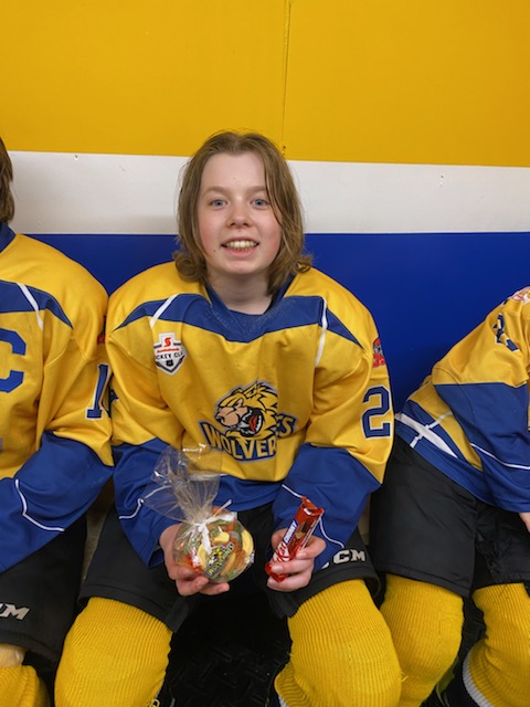 2020Bns's tweet photo. A 4-3 win against the @BNS_Lynx_Peewee puts us in the Provincial Final - POG #10 Ben Veitch - the Kit to #25 Drew Randall and the DJhL award to #18 Lucas Ford https://t.co/6HP4y8jcn7