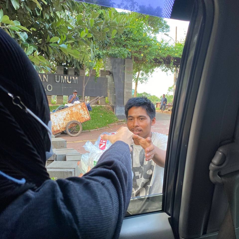 Zth_community's tweet photo. Sekitaran Kuningan, Jakarta Selatan. https://t.co/HWZwZIACY1