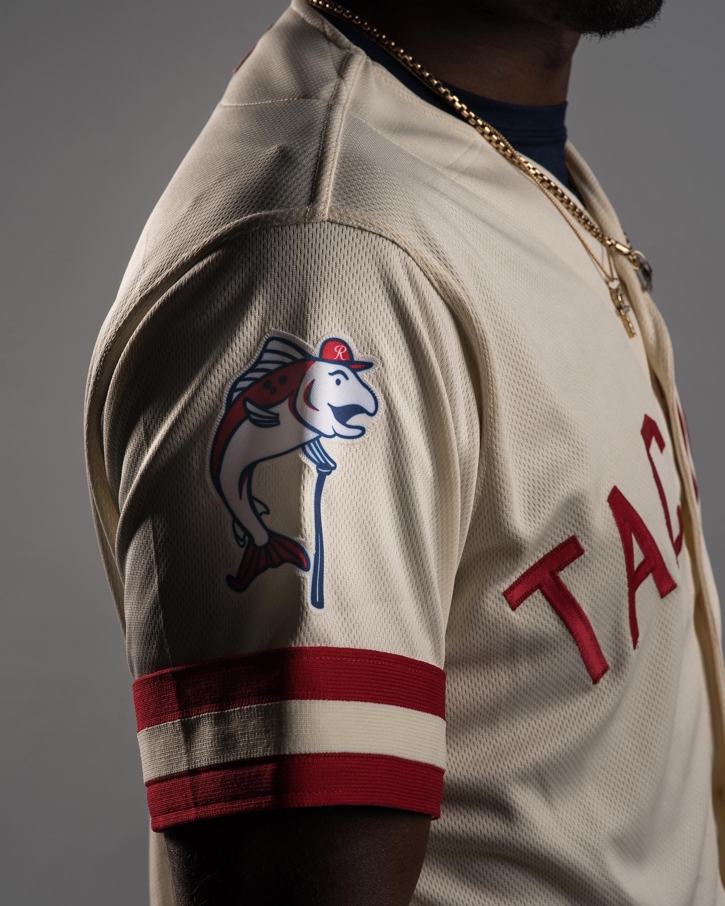 tacoma rainiers jerseys