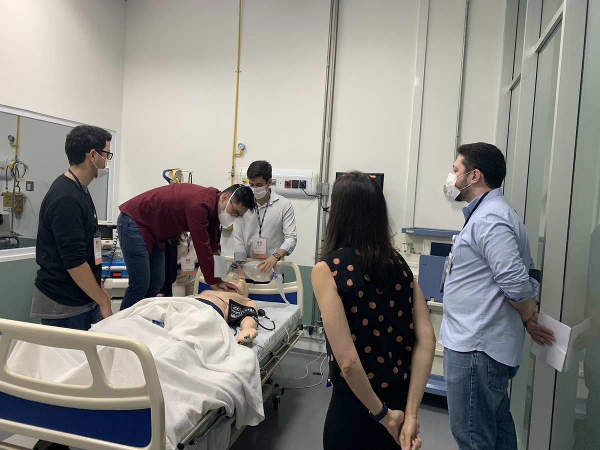 FerreiraJu's tweet photo. Resident bootcamp in Sao Paulo! The Brazilian Thoracic Society @pneumosbpt invited    Pulmonary Fellows from 34 programs from all regions of Brazil, replicating the program created by @ATSMedEd ,   @atscommunity. Learning and teaching has never been so fun. https://t.co/xeq6pM3tgI