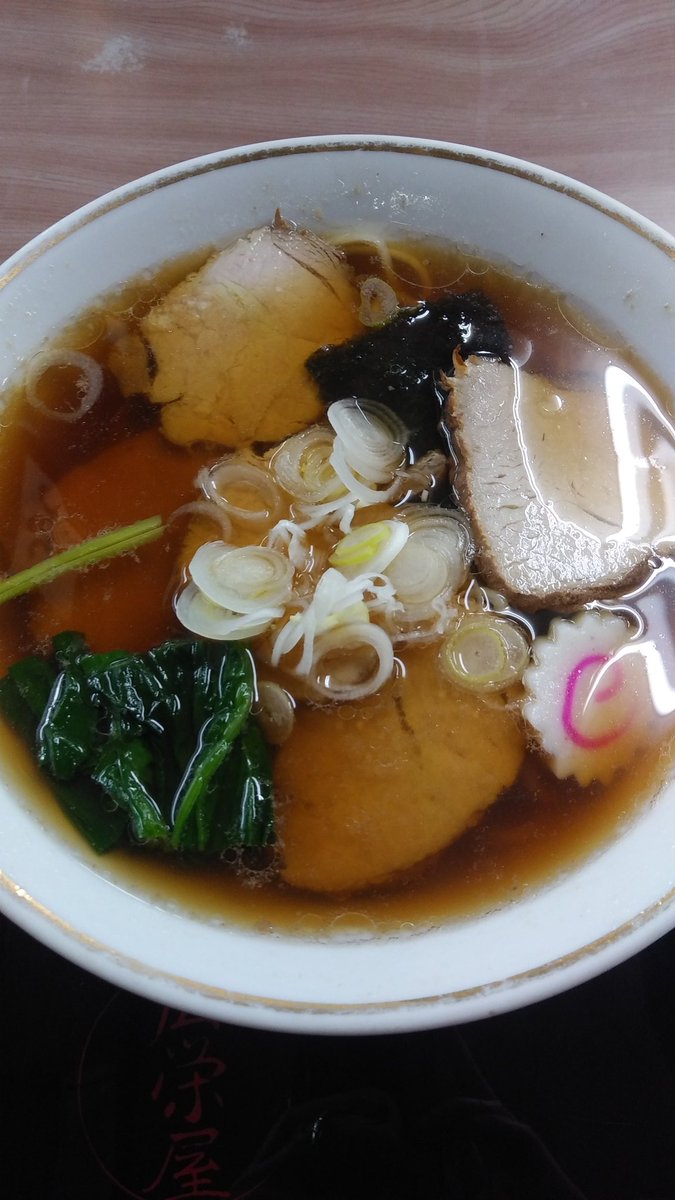 kaoripenguin's tweet photo. 最近行ったラーメン屋さん🍜のラーメンを載せる～♪
・俺流塩らーめん
・中華蕎麦　三藤
・味噌らーめん　十味や
・広栄屋 https://t.co/m3i8XFNyJI