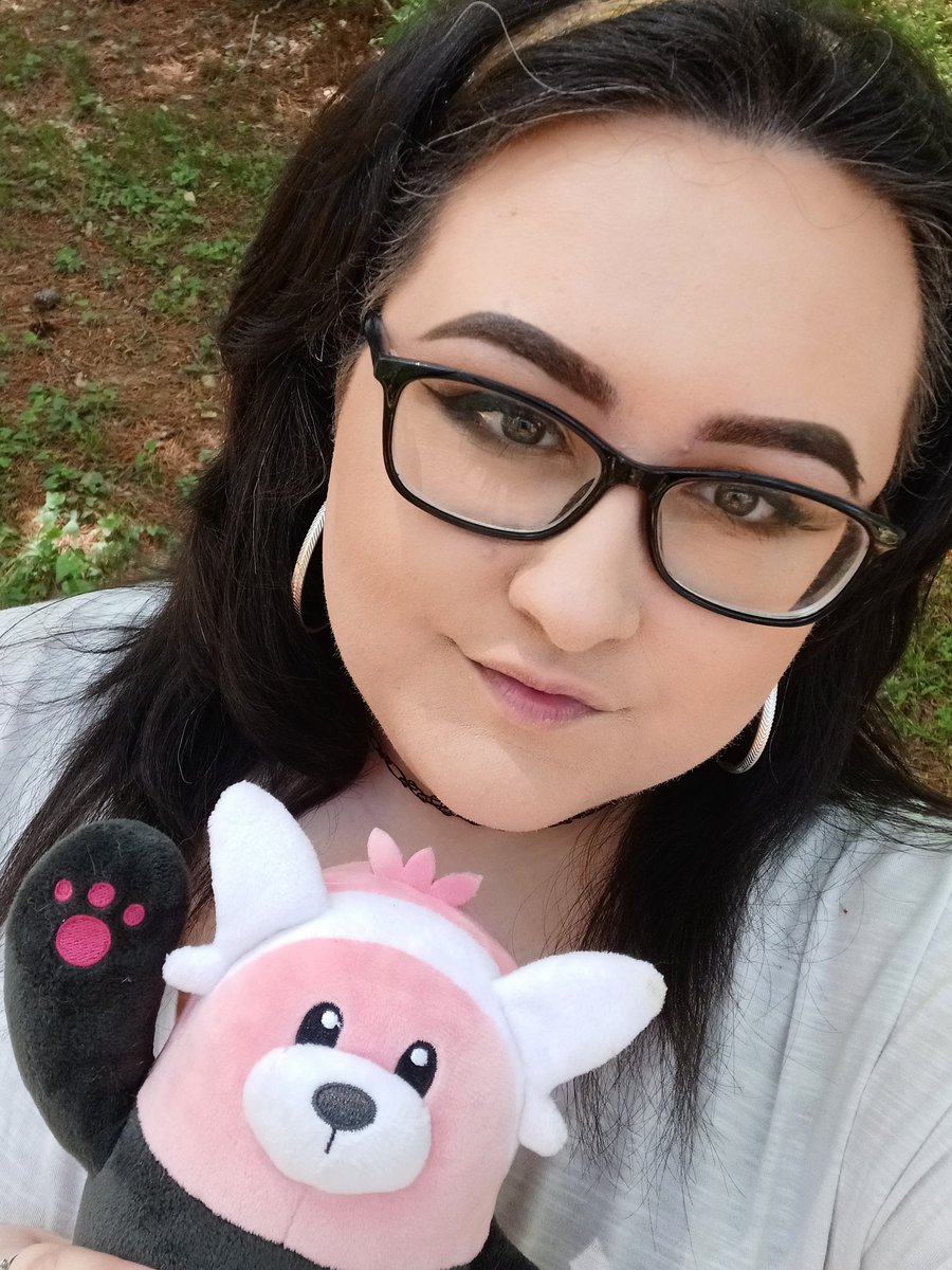 AndreaLocke17's tweet photo. Welcome to the family Bewear 💜
#PokemonGO #Pokemon #PokemonGOCommunityDay https://t.co/D756OGe4hh