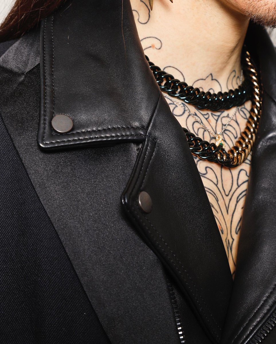 joshuakanebespk's tweet photo. THE REBEL DETAILS ππ© Where the tuxedo adopts biker references. #joshuakane #dandyrebels https://t.co/FbkW3hpINp