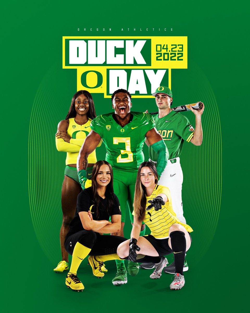 Flying together

Duck Day is here. #GoDucks