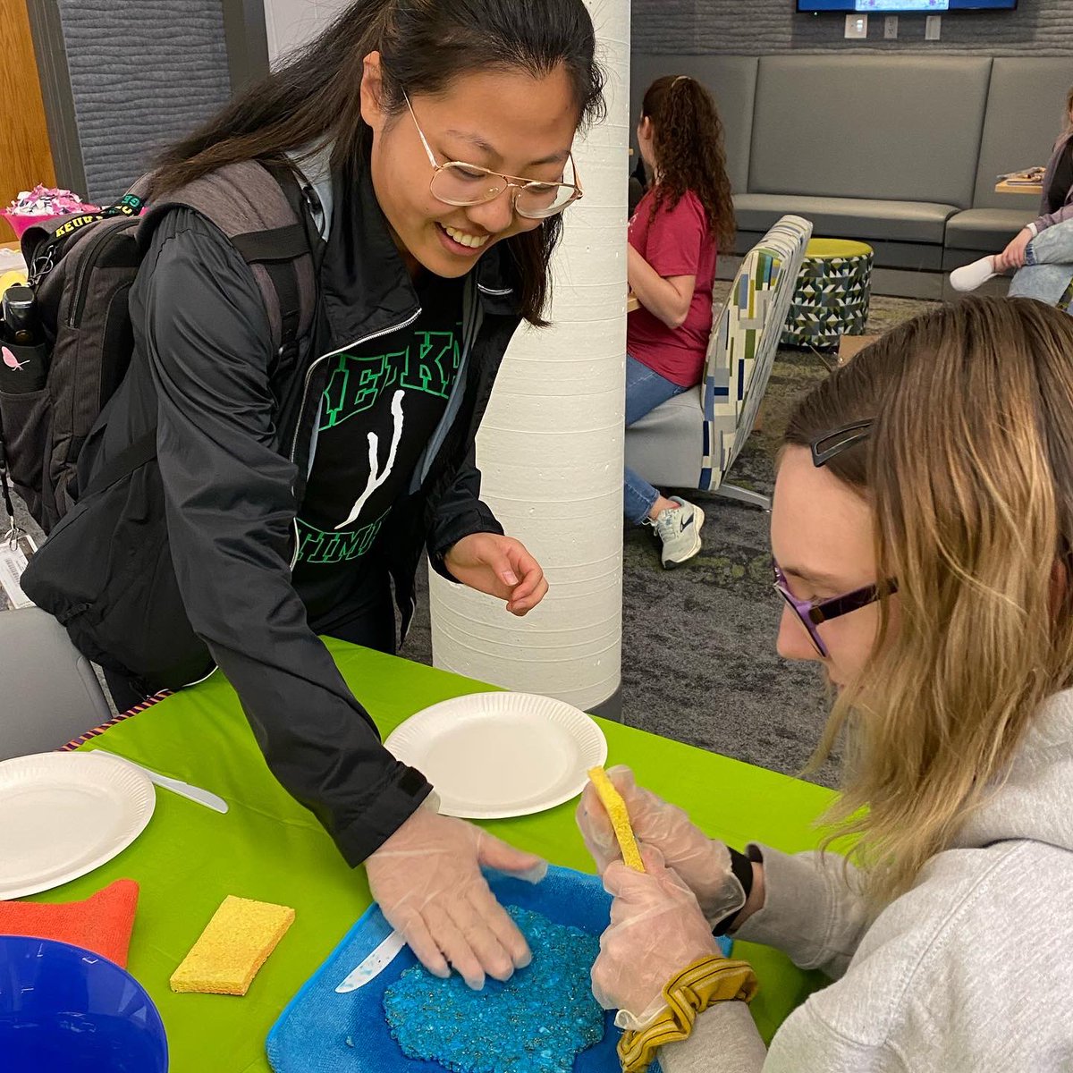 KeukaCAB's tweet photo. We celebrated Earth Day with DIY Seed Paper π± We hope your paper blossoms beautifully π·
#diy #seedpaper #keukacab #keukacollege #studentlife #lifeatkc #kcfamily #kcpartwolf #partwolf https://t.co/wcqQQmHwxq