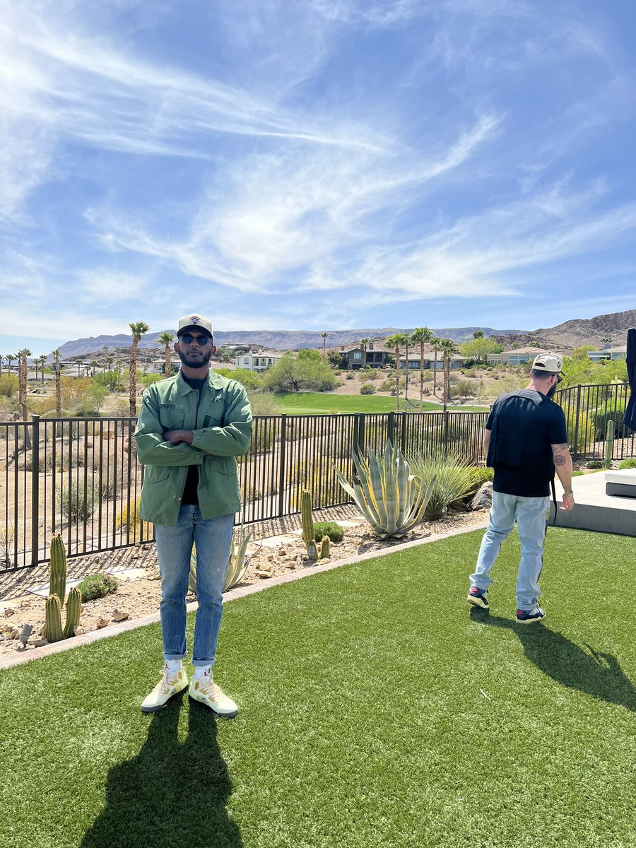 iAmLegend_25's tweet photo. Cactus Jack https://t.co/XEMoHJCPMv