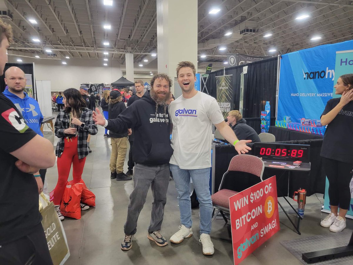 _TheWorstWaifu_'s tweet photo. Awesome seeing the @galvan_health team at @FitCon in Salt Lake! Can't wait to see what the future holds and get that fancy app 🦄❤️💪 #fitcon #galvan https://t.co/YjjBFxkNKS