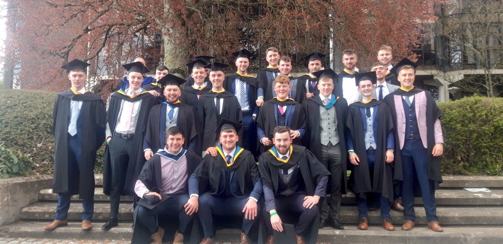 Great to see <a href="/SchoolOfEd_UL/">School of Education</a> 2020 and 2021 #TechnologyEducation #LM094 #LM095 graduants back to campus  for <a href="/UL/">University Of Limerick</a> Celebratory Graduations event. Congratulations all