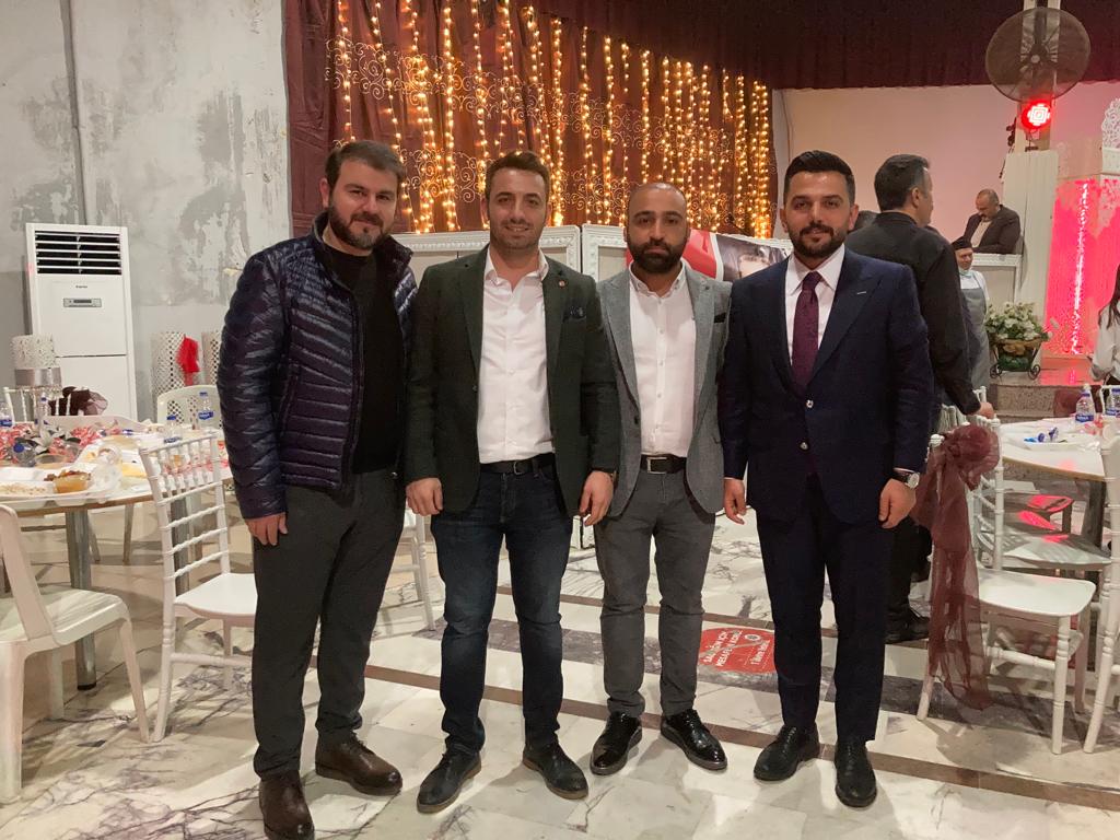 Karabağlar Vefa İftarımızı İzmir Milletvekilimiz Sn @CeydaBC47
'nın katılımlarıyla, İlçe Başkanımız Sn @irfandogruca 'nın riyasetinde, Teşkilat Mensuplarımız ile birlikte gerçekleştirdik.
Rabbim tuttuğumuz oruçları kabul ve makbul eylesin. 
#Ramazan
#GönülSoframız