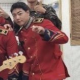 진심 죵나 커엽다 ㅋㅋ
1. 브이 다 펴기도 전에 사진 찍힘
2. 쏙창 보다 긴 머리길이
3. 단체복이라 아방방방한 핏
4. 포동포동 볼살 ㅋ
5. 와중에 아이돌각도 사수완.