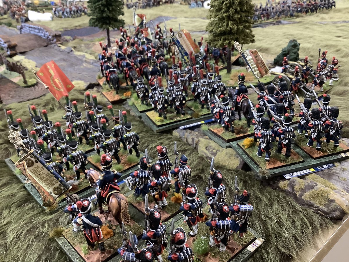 Oldwargamer's tweet photo. The French Guard cavalry and infantry also move forward in mass. 
#wargaming #wargames #wargamer #QuatraBras #28mm #napoleonics https://t.co/NkRFK0jZHK