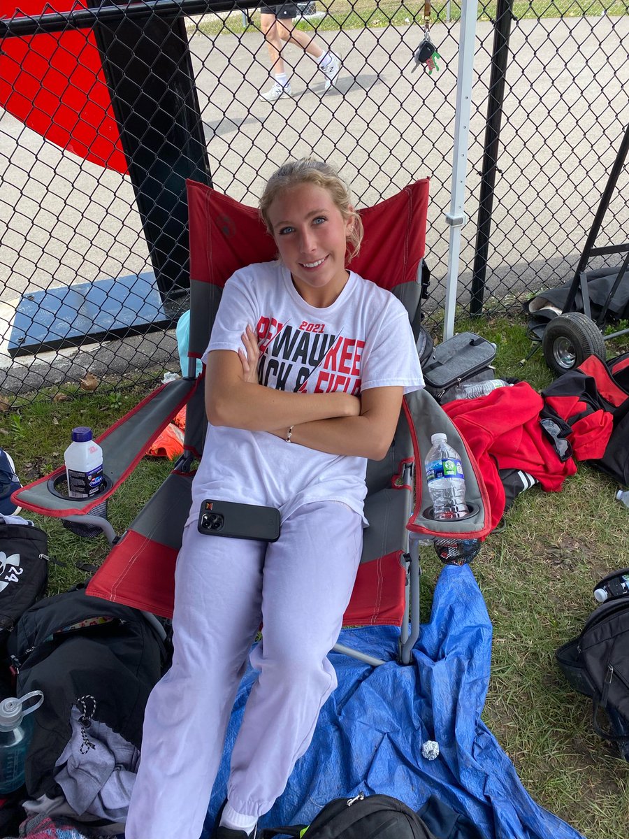 ⁦<a href="/gracepasdera/">grace pasdera</a>⁩ is your 100m Waukesha Co Champ!! Her trials time of 12.98 currently sits top 10 in the state!! 🔥🔥🔥