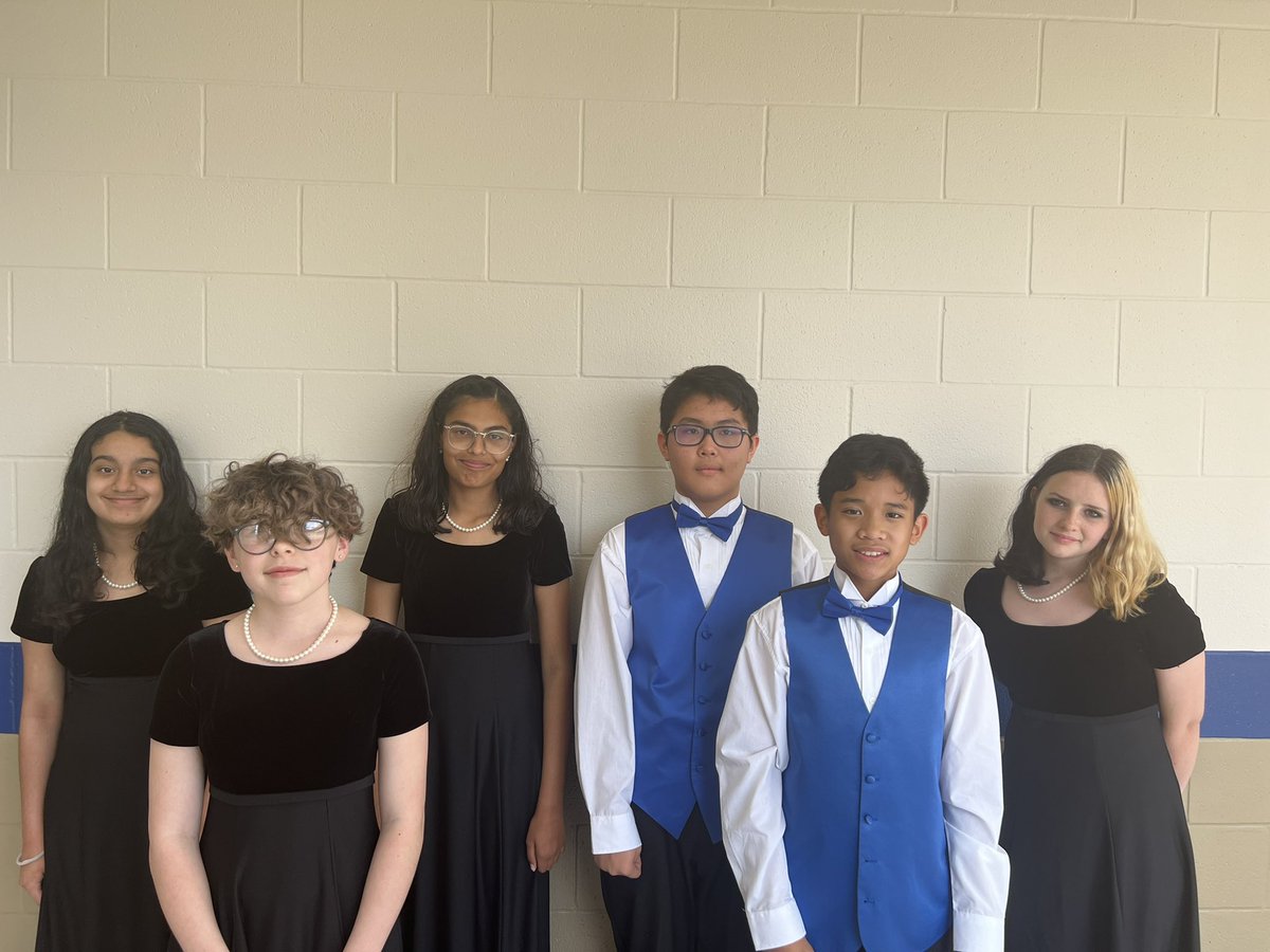 Here they are! 2022 AMS Region Choir Members- Meera N, Sumaiyah A, Parson N, Ella G, Taylor E, and Joshua J. We’ve had a great weekend of music making 💙