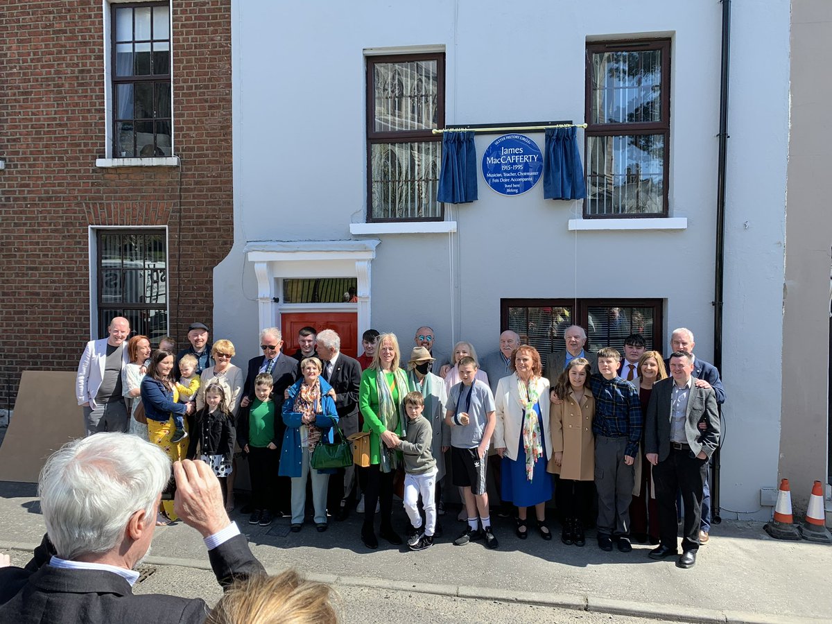 “The heart that has loved never truly forgets, but as truly lives on to the close” (T Moore). Thanks to Ulster History Circle for recognising the immense contribution of James McCafferty. <a href="/derryfeis/">Derry Féis</a> #Music <a href="/BBCRadioFoyle/">BBC Radio Foyle</a>