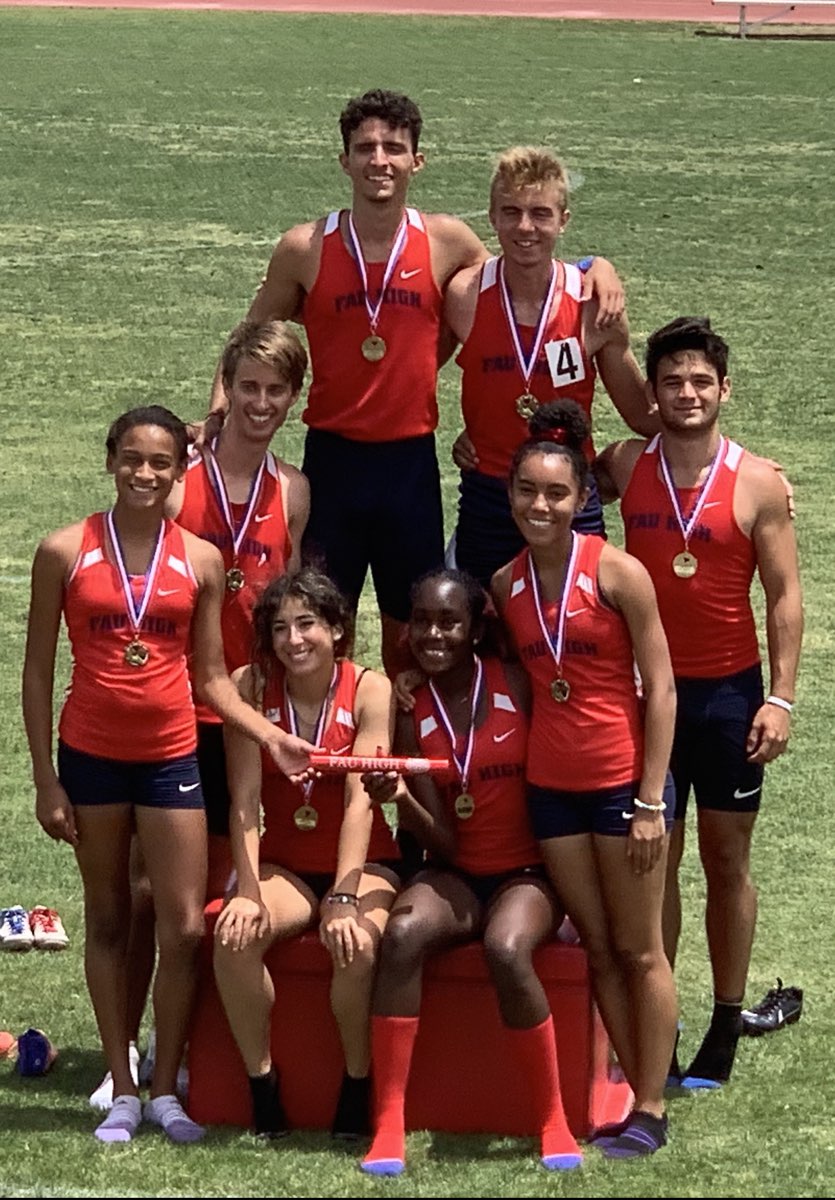 fauhigh_xctf's tweet image. Look at our District Champions!!! #GoOwls #OwlsRun #ItsOwlTime