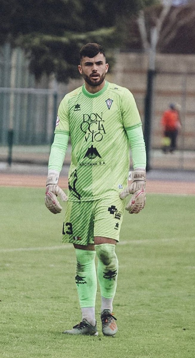 CPglovesES's tweet photo. Somos de #PlayOff 🤍💜
.
.
.
#heros
#rollfinger
#villarrobledo
#cpgloves https://t.co/X9p5j4vr8p
