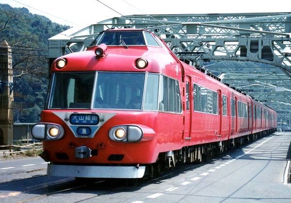 ozayo1965's tweet photo. #犬山橋 画像続き

① #7000系 犬山経由の幕はいろいろバージョンがありました
② #7700系 白帯編成2+2の4連普通列車
③ #8800系 #パノラマDX 2連時代
④ #1000系 #1007F #ブルーライナー 社歌しなやかな風をアレンジしたミュージックホーンを鳴らしていた。録音しなかったのが後悔

#名鉄 https://t.co/DTUhqT7NPh