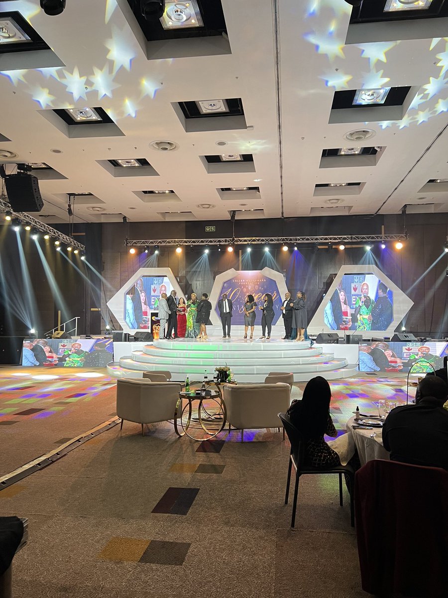 CollenMashFound's tweet photo. Award recognition to the CMF ambassador’s by the chairman @collenmashawane , CEO @NelsonMandela @sellohatang , Minister of @The_DSD @LindiweZulu6
#cmf10
#galadinner
#collenmashawanafoundation https://t.co/YD9LVasEXB