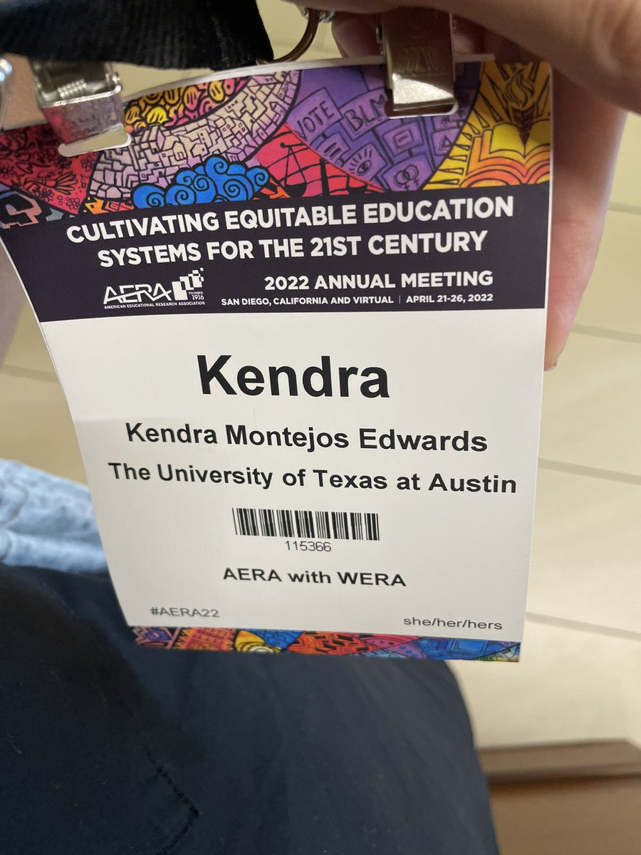 KendraMontejos's tweet photo. Enjoying my first @AERA_EdResearch! Feeling pretty motivated by all of my peers and amazing scholars! #AERA22 https://t.co/XqdSEfrPfo