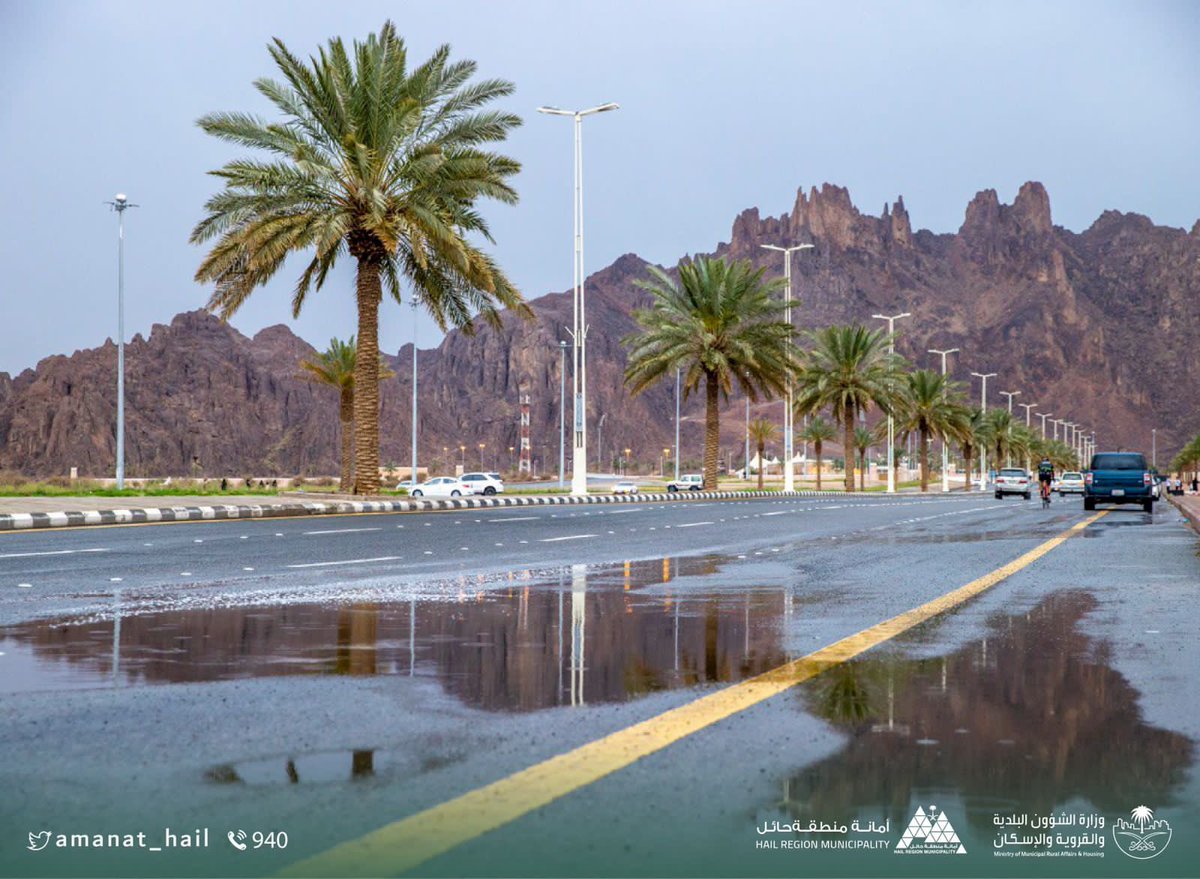 Amanat_Hail's tweet photo. #حائل_الأجمل |

المطر يزّين ميادين
وطرق مدينة حائل.

📸 : @Moh4880 
#أمانة_منطقة_حائل https://t.co/WNczLY47Vj
