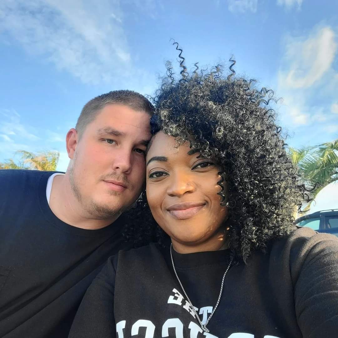 april_aka_AP's tweet photo. When the kid's away ... #couplestherapy ๐
โ
๏ธ๐ #itsthelittlethings ๐๐พโโ๏ธ๐#latergrams ๐ธ #TampaBay ๐ด #I https://t.co/KKfqcQx6We