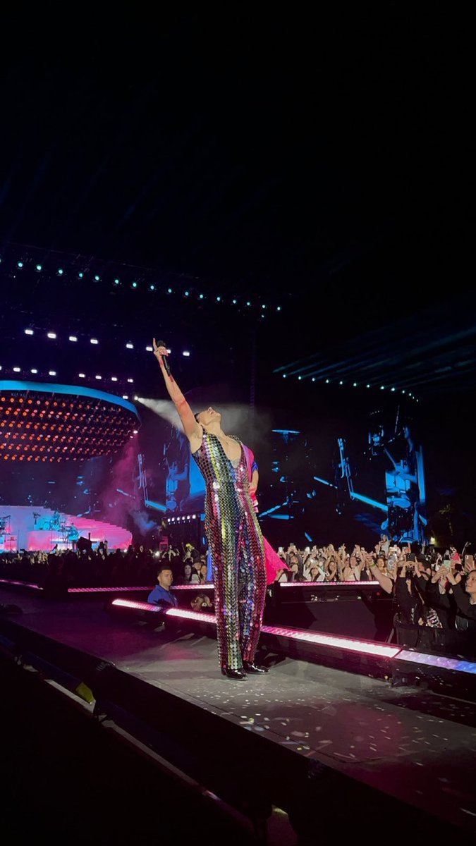 mapIesquad's tweet image. #harrychella !