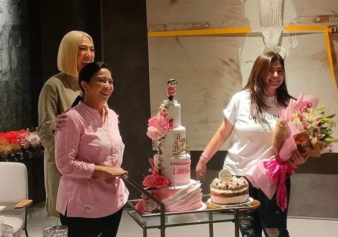 VICE GANDA, ANGEL LOCSIN AND VP LENI ROBREDO IN ONE FRAME  happy birthday, & 