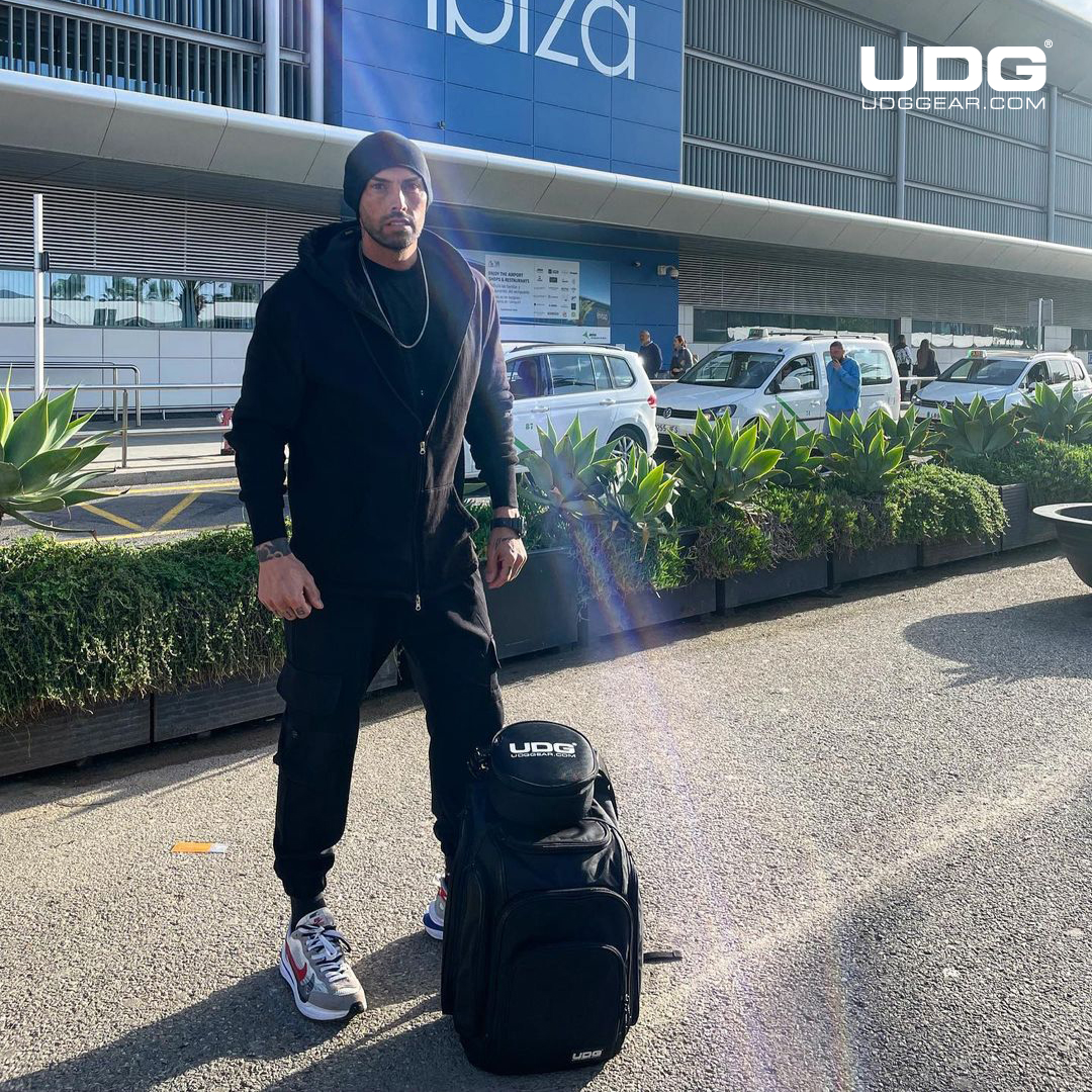 udggearcom's tweet photo. Thanks @djmanuelribeca for using the UDG Ultimate DIGI Backpack Black Orange
#UDG #UDGGEAR #Deejay #Producer #DJLIFE #UDGonTheRoad #DJonTour #UDGreGram #backpack #digibackpack #ibiza #summer #serato #rekordbox #traktordj https://t.co/ZN4DAuzQ5q