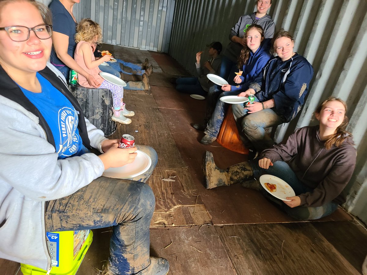PanoramaFFA's tweet photo. Got a little muddy so we did what we could to keep the traverse clean. #phsffa https://t.co/NzmSwC0pO5