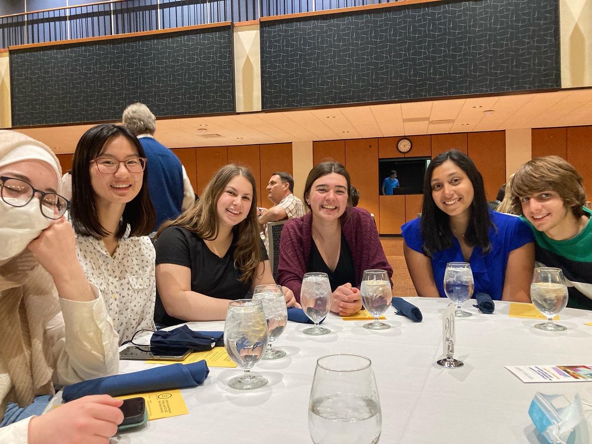 Learning and Laughing 🤩Huge congrats to <a href="/SHSLeaf/">The Sycamore Leaf</a> for winning FIRST PLACE in Overall Newsmagazine at the OSMA Awards this weekend!!