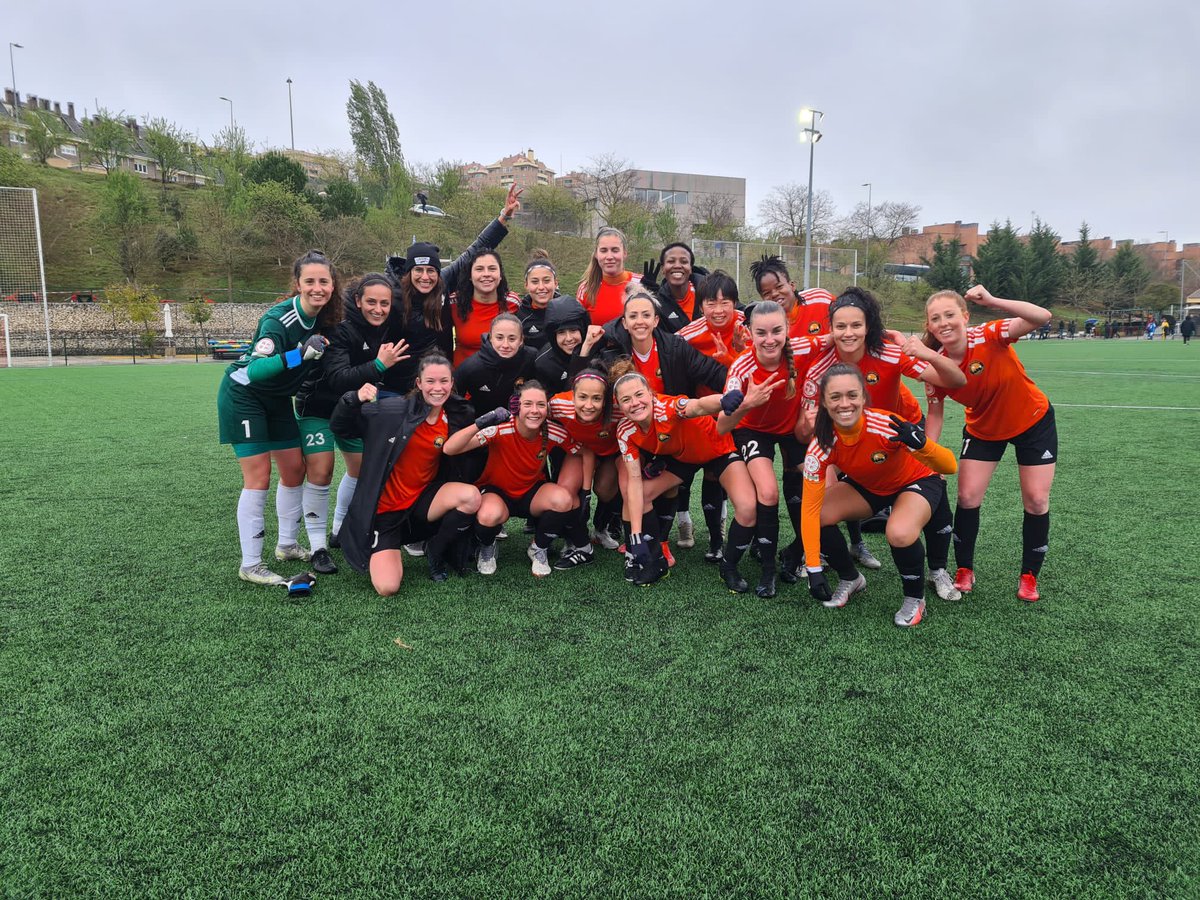 planetaoncefem's tweet photo. 3 PUNTOS DE ORO 🥇

@OjedaYipsy 🇨🇱 jugó 63' en el gran triunfo de #CDParquesol 1-0 sobre #DeportivoAbanca por la fecha 25 de la zona norte de #RetoIberdrola 🏆 🇪🇸.

Con este resultado, el @cdparquesolfem vuelve a la lucha por un cupo en los playoffs de permanencia de la división. https://t.co/bsafuzbuNy